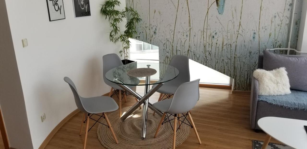 קראלג'בו Apartman Lori M מראה חיצוני תמונה